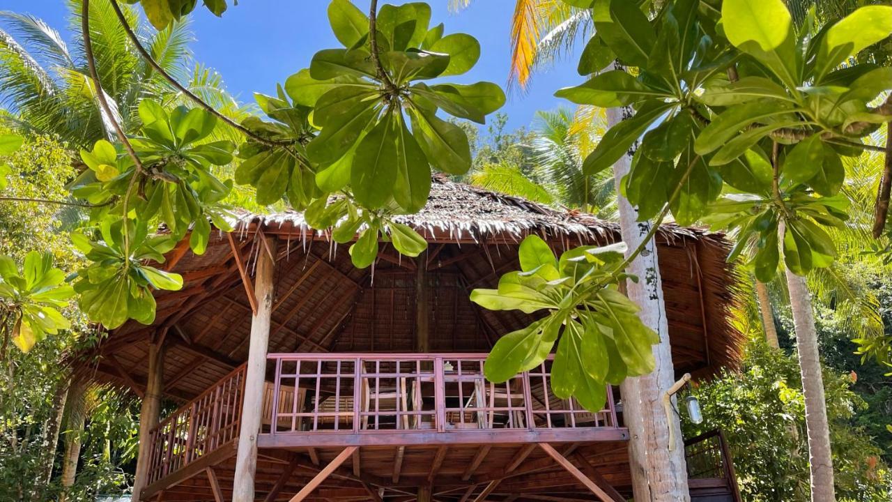 Nyande Raja Ampat Hotel Pulau Mansuar ภายนอก รูปภาพ